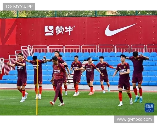 国足鏖战东亚杯全场逆转取胜展现顽强拼搏精神点燃球迷激情 国足鏖战东亚杯全场逆转取胜展现顽强拼搏精神点燃球迷激情