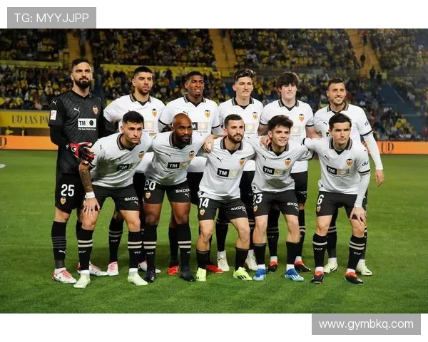 巴塞罗那俱乐部宣布新赛季目标 力争西甲冠军并重振欧洲赛场表现