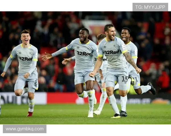 德比郡足球俱乐部历史回顾与发展历程分析 德比郡足球俱乐部历史回顾与发展历程分析