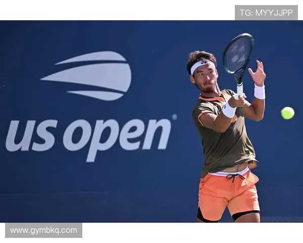 网球新星横扫赛场夺冠 世界排名突破前十迎来职业生涯新高 网球新星横扫赛场夺冠 世界排名突破前十迎来职业生涯新高