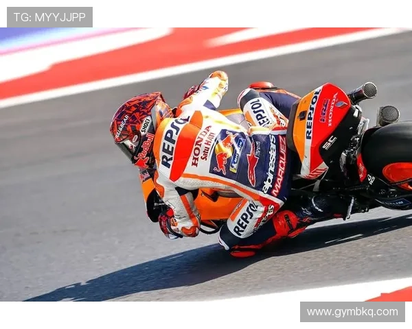 MotoGP赛场风云再起冠军争夺战引发车迷热议高潮不断上演中