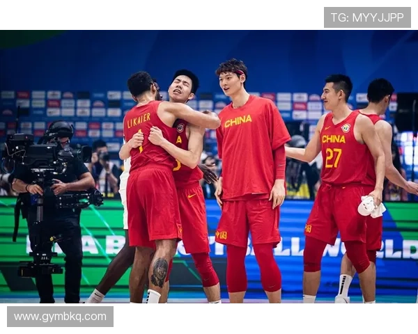 中国男篮备战世界杯,聚焦年轻球员成长与球队战术革新 中国男篮备战世界杯,聚焦年轻球员成长与球队战术革新