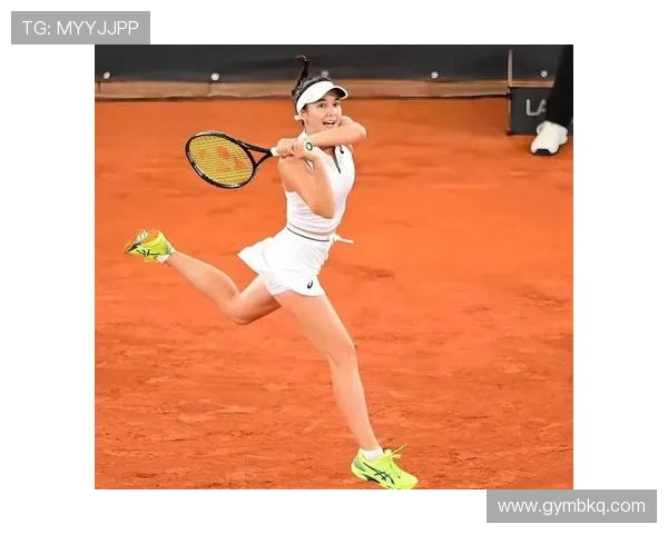 网球世界迎来新星崛起,年轻选手连胜大满贯赛场引发热议 网球世界迎来新星崛起,年轻选手连胜大满贯赛场引发热议