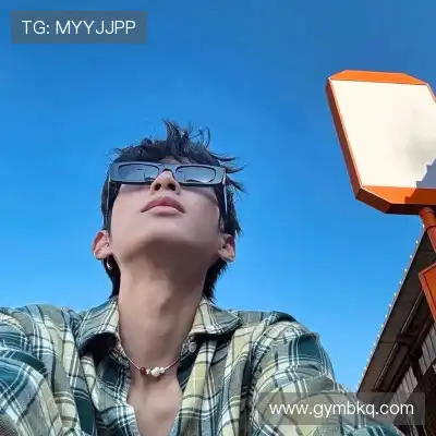 曹含尤